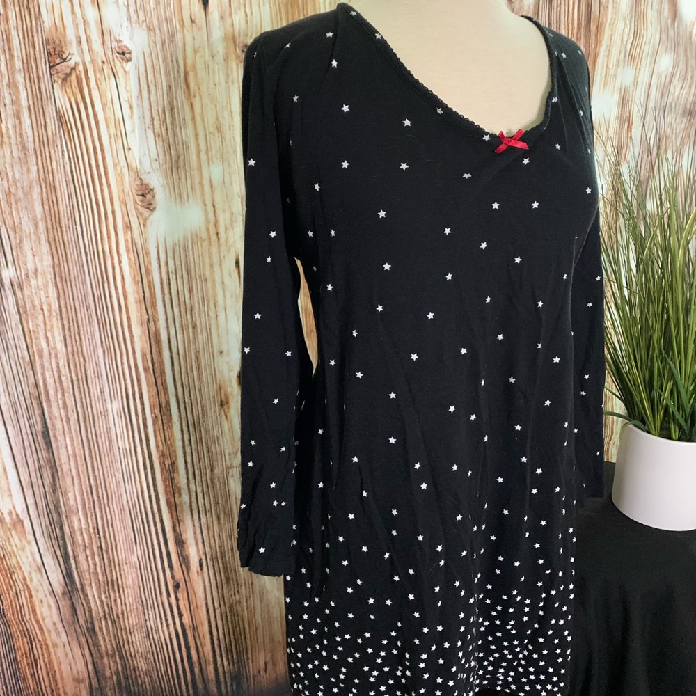 Women’s XXXL long sleeve pajama shirt.